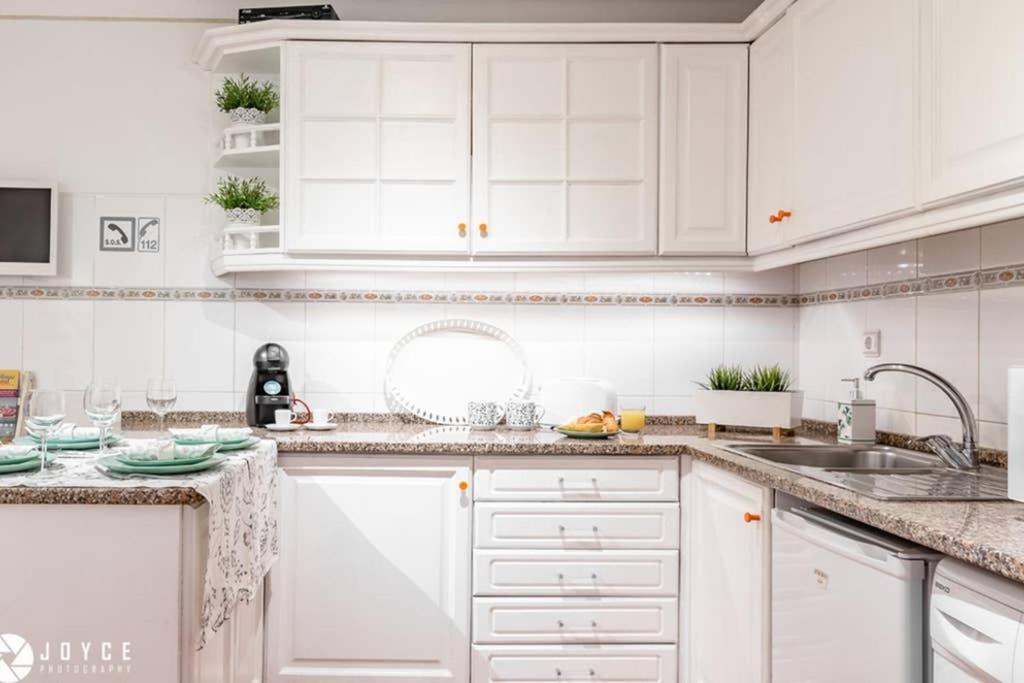 Lovelisbonapartments Cosy Apartment In Alfama Bagian luar foto
